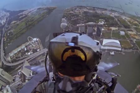 WATCH: RSAF gives us a fantastic Eagle's eye view of downtown Singapore