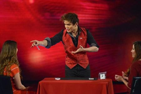 S’pore-raised magician casts spell with viral video