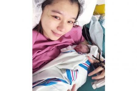 It's a boy! Taiwanese actress Vivian Hsu gives birth in Singapore