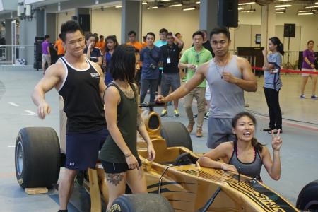 Fitness enthusiasts give F1 drivers' training routine a shot
