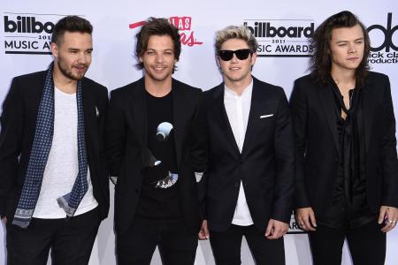 Relax! One Direction is not breaking up