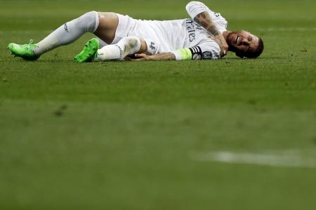 Sergio Ramos ridiculed online for ridiculous dive