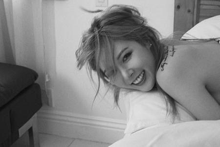 K-pop siren HyunA can’t — and won’t — shake off sexy image