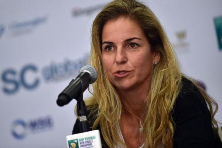 Pick a winner for the WTA Finals? Don't ask the tennis legends 