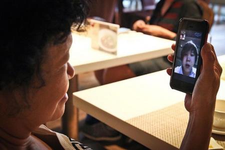 Singapore McRefugee in HK speaks to son in emotional video call