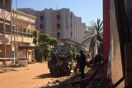 80 freed after gunmen take 170 hostages in Mali hotel