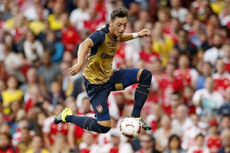 Mesut Oezil key player in Arsenal's must-win game, says Gary Lim