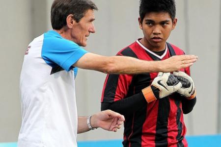  Izwan and ex-Lions coach Avramovic could be reunited at Chonburi 