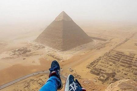 Teen illegally climbs Pyramid to take this shot