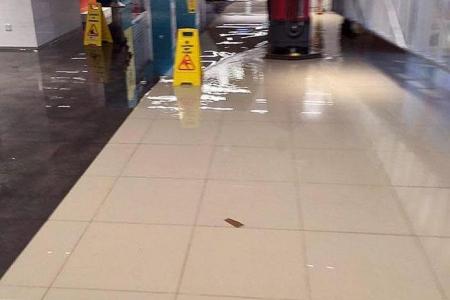 Flood water damages goods at Orchard mall ... again