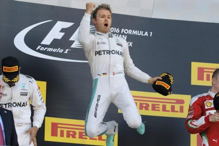 Rosberg gets seventh straight win on dramatic day at Sochi
