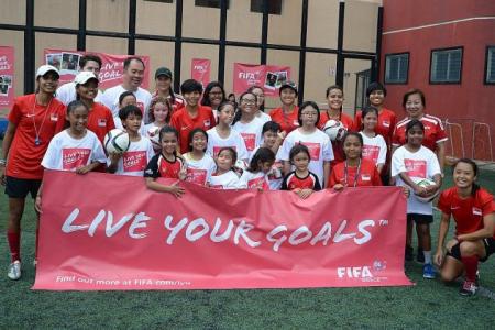 FAS out to attract female footballers