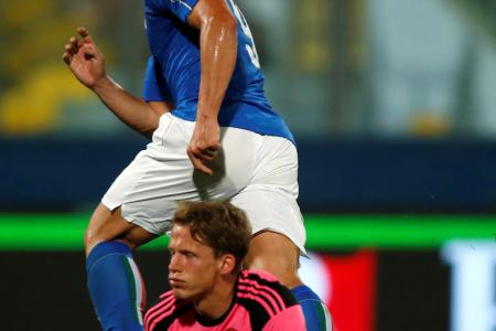 Italy counting on Pelle to live up to No. 9 shirt