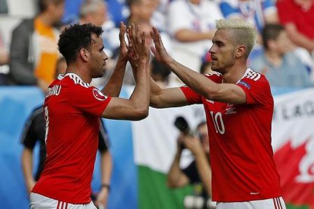 Euro 2016: Welsh prove they are not a one-man team