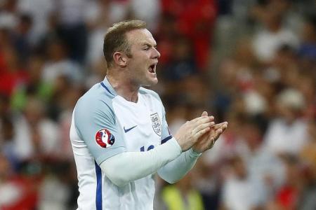 England's Rooney and Wales' Bale set to decide 'Battle of Britain'