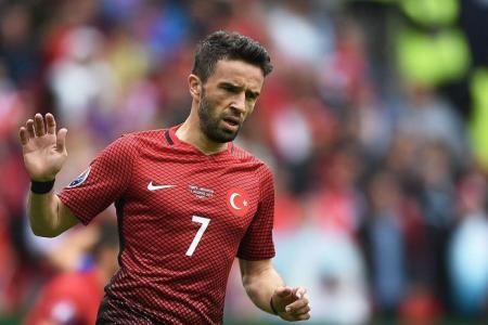 Defender: Turkey still have chance to advance