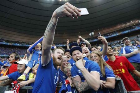 Iceland through to knockout stages with Austria win