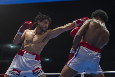 Movie Review: Hands Of Stone (R21)