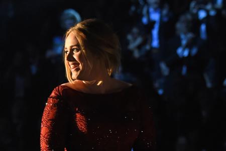 Diamond status for Adele’s 25