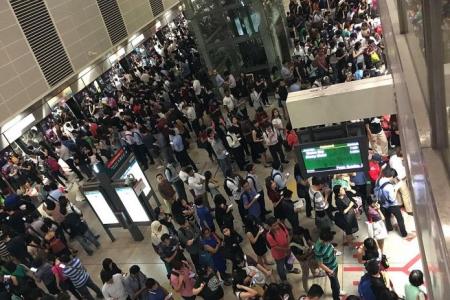 4-hour delay on Circle Line leaves commuters frustrated