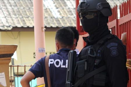 Police tighten security in Jakarta after foiled terror plot
