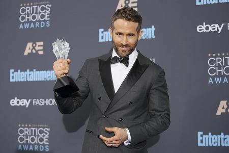 La La Land leads with 8 wins at Critics' Choice Awards