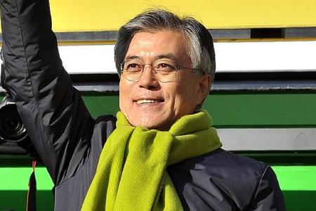 S Korea&#039;s presidential front runner calls for unity