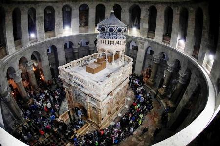 Jesus&#039; tomb restored to former glory