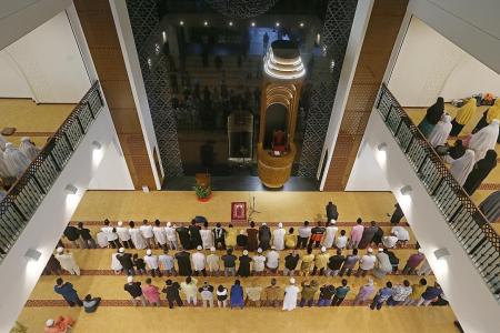 Yusof Ishak Mosque opens