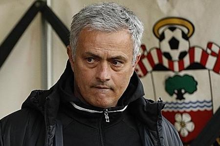 Mourinho: Don&#039;t kill me for playing kids