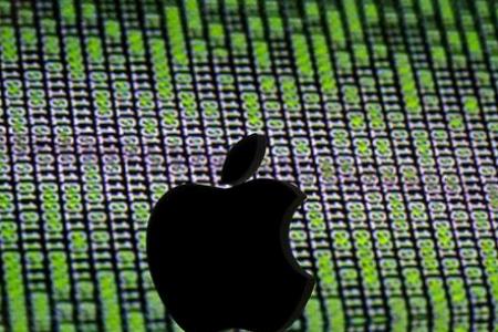 Apple staff suspected of selling users&#039; data