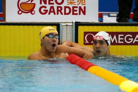 Quah Zheng Wen breaks own national record in 200m backstroke