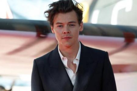 Harry Styles shines in film debut Dunkirk