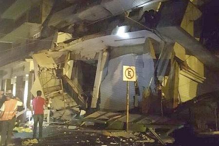&#039;100-year&#039; quake hits Mexico, 32 killed