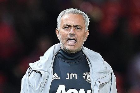 Mourinho shrugs off title talk
