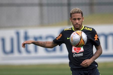 Edmilson: Neymar not a Brazil legend until he wins World Cup