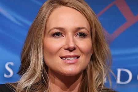 Singer Jewel shares tools to &#039;help people with their pain&#039;