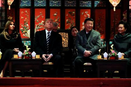 Trump gets royal treatment in Beijing