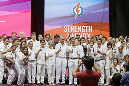 Be friends with other countries, but never fall under their influence: PM Lee
