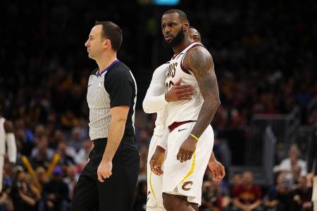 Cavaliers survive James&#039; first career ejection