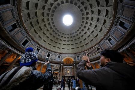  Rome&#039;s Pantheon to start charging entry fee in 2018