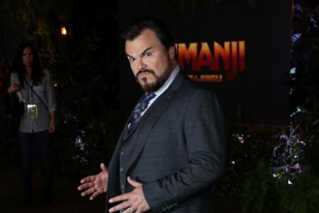 Jack Black, Kevin Hart game to film Jumanji in Hawaii
