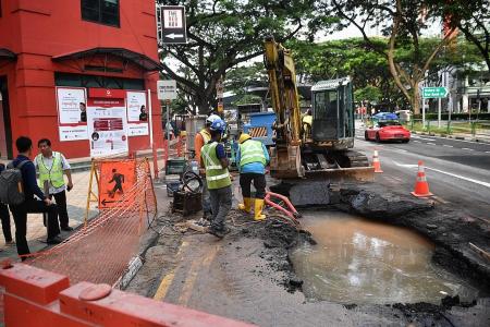 Somerset Road partly closed due to water pipe leak