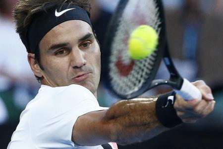 Federer turns opening match into exhibition with 41 winners
