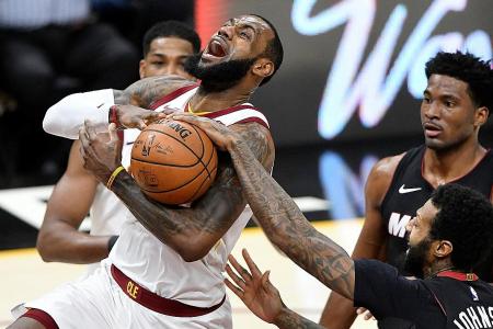 Cavaliers pass first test without Love