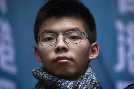HK court frees democracy activist Joshua Wong, 2 others