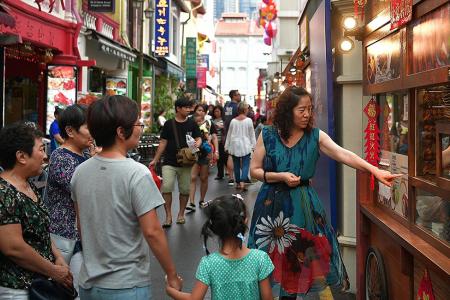 Chinese tourists are No.1 in Singapore