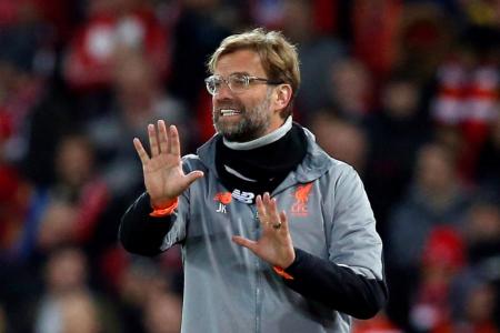 Klopp happy to 'park the bus' at Old Trafford