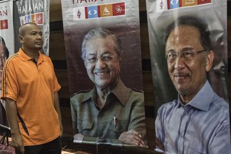 It was wrong of me to sack Anwar, says Dr Mahathir