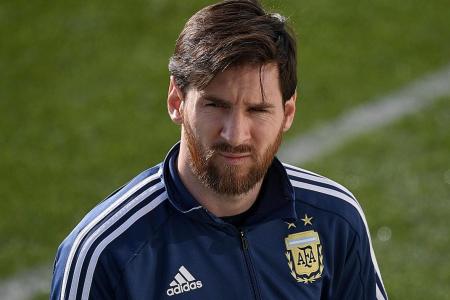 World Cup&#039;s like a revolver to Messi&#039;s head, says Sampaoli